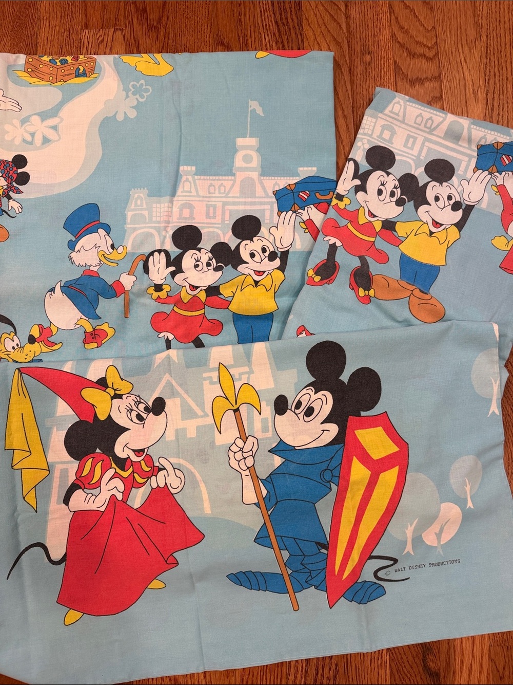 VINTAGE Disney Mickey & Friends Light Blue, Red, Yellow Bedding Sheet Set